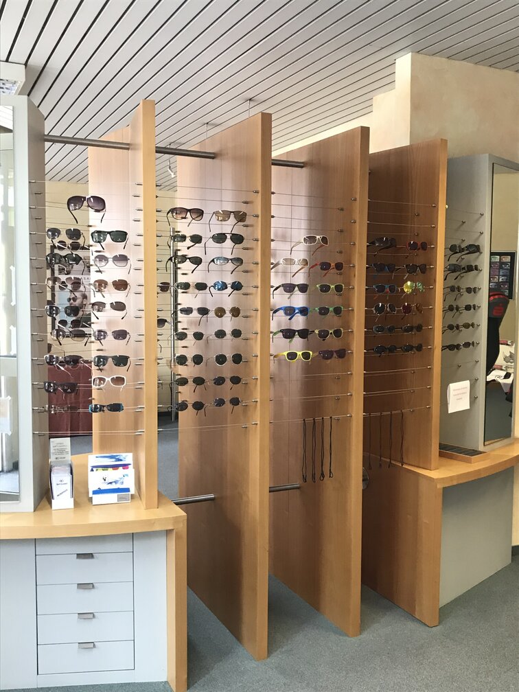 Sonnenbrillenauswahl Optik Buchmann Herzogenaurach